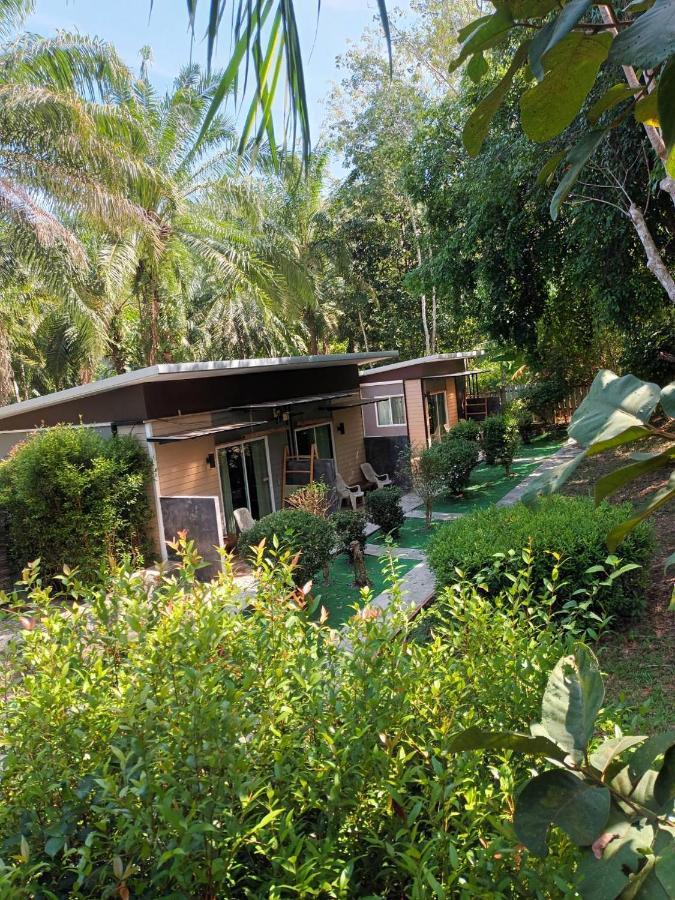 Baanphong Lanta Vila Ko Lanta Exterior foto
