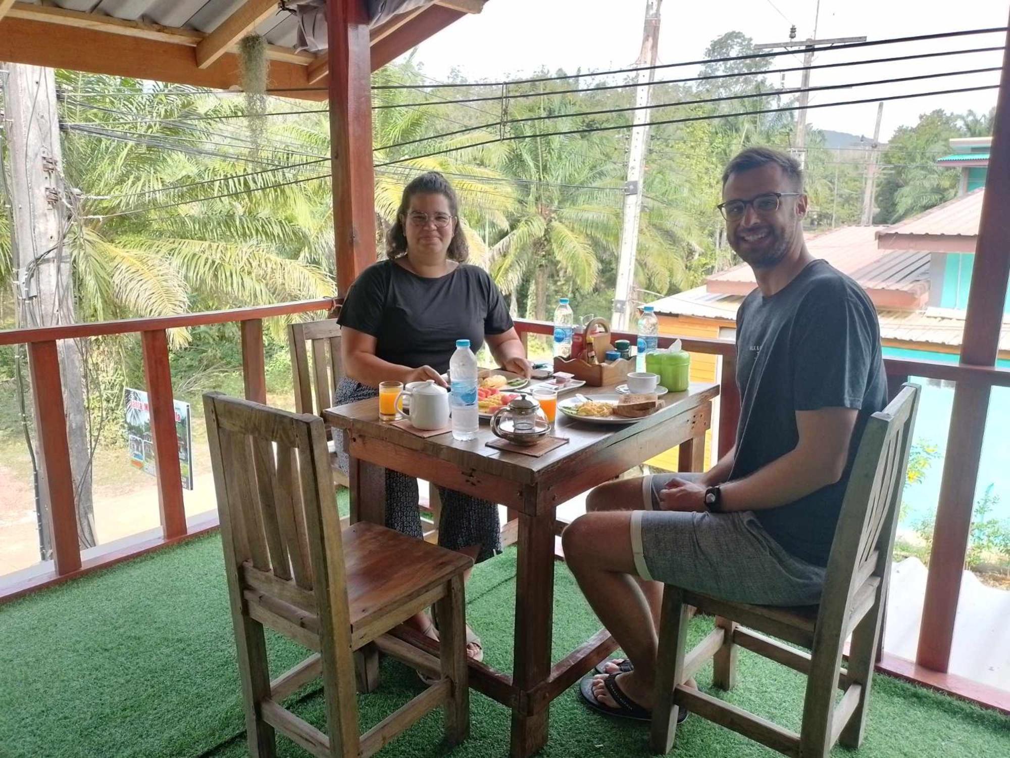 Baanphong Lanta Vila Ko Lanta Exterior foto