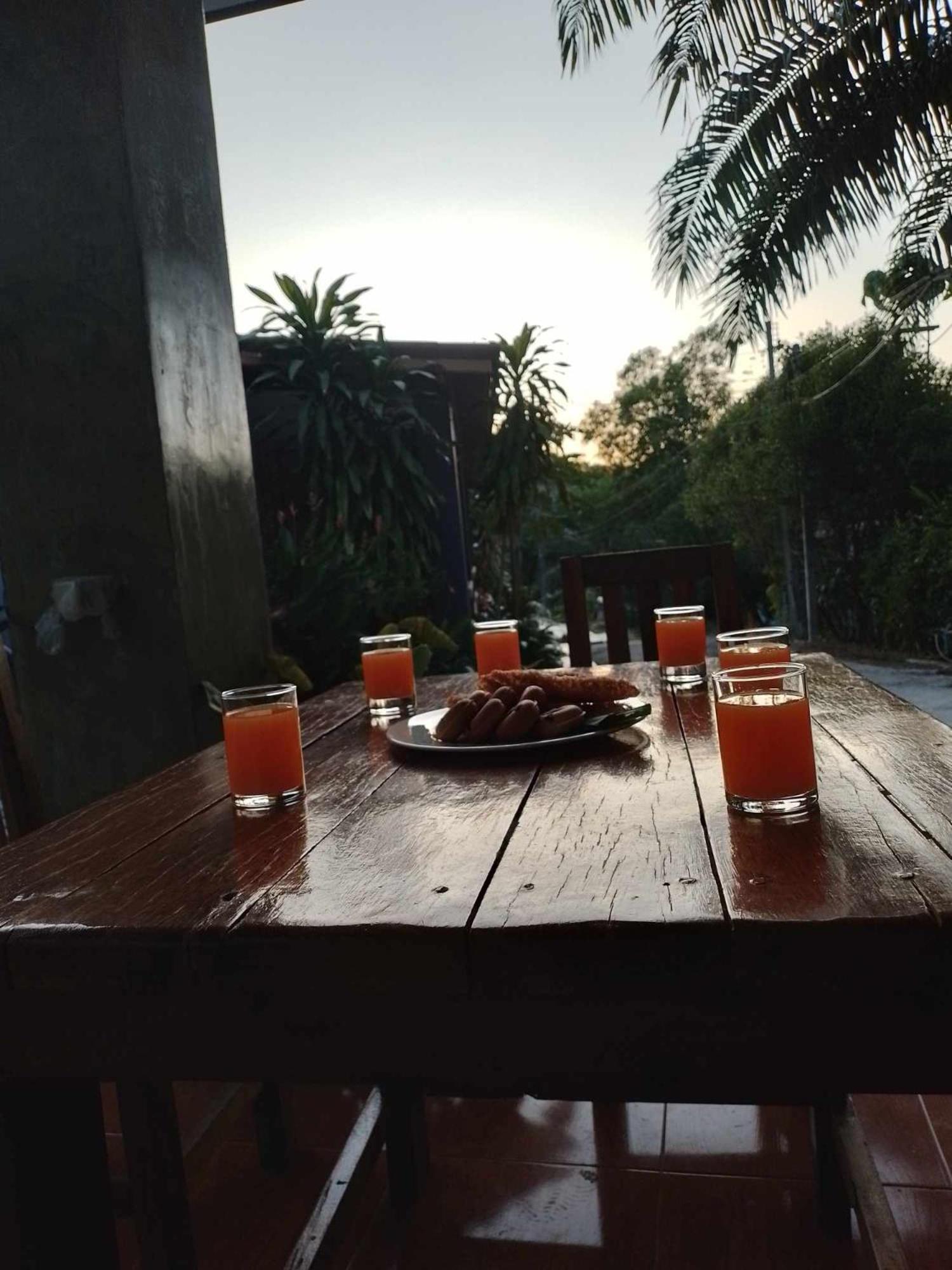 Baanphong Lanta Vila Ko Lanta Exterior foto