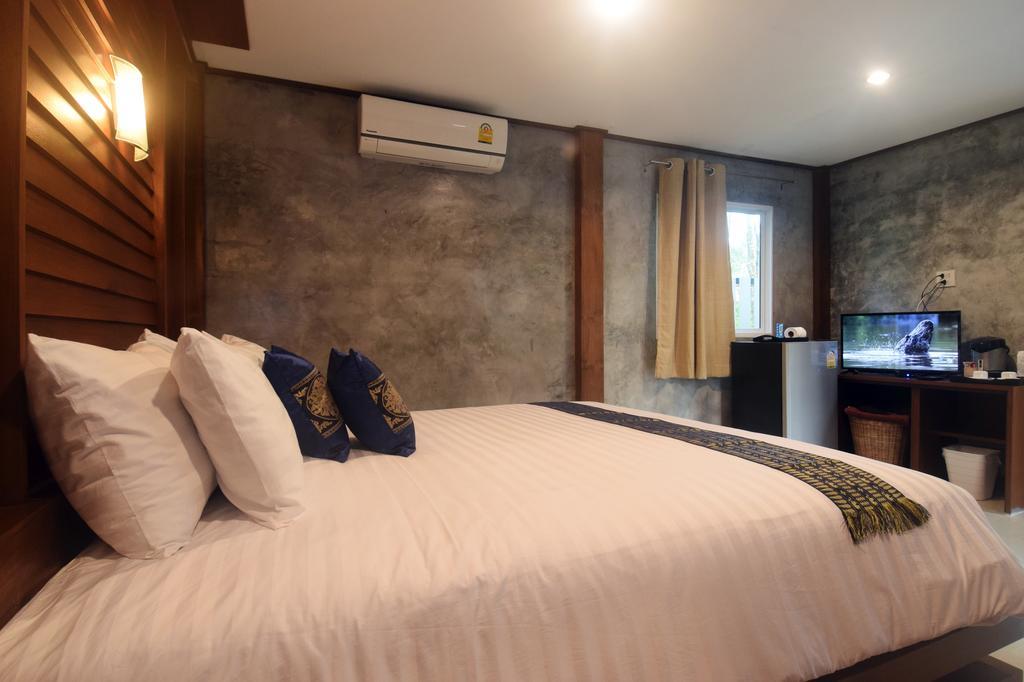 Baanphong Lanta Vila Ko Lanta Exterior foto