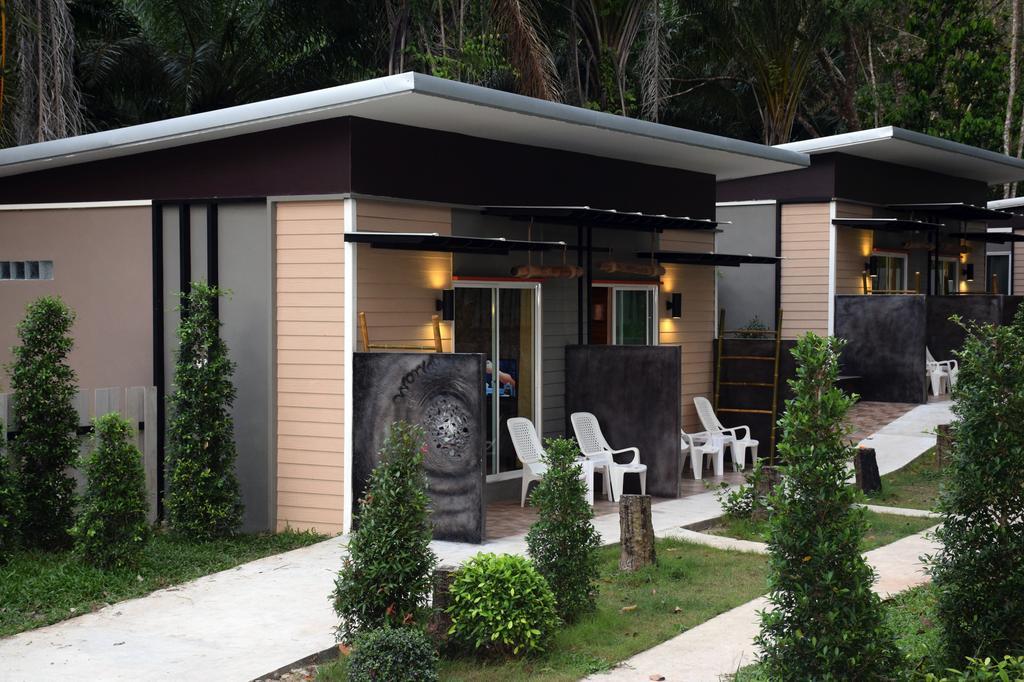 Baanphong Lanta Vila Ko Lanta Exterior foto